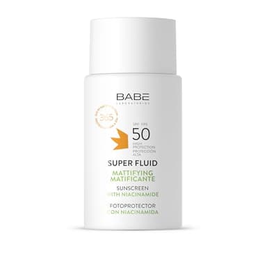LABORATORIOS BABÉ - Super Fluid Matificante Fotoprotector SPF 50 | Protector Facial Resistente Al Agua | Crema Solar Rostro Contra Daño Solar | Ideal para Piel Grasa o Con Tendencia Acneica | 50 ml