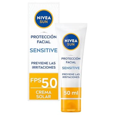 NIVEA SUN Sensitive Protección Facial FP 50 (1 x 50 ml), protector solar facial para piel sensible, crema sin perfume, crema solar 50 con 0% sensación pegajosa