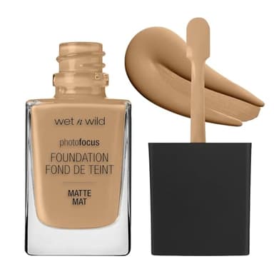 Wet n Wild - Photo Focus Foundation MATTE - Base con Fórmula Avanzada - Piel y Maquillaje Impecables para la Cámara y Sin Brillos Blancos, Fórmula Matificante - Vegano - Desert Beige - 1 Unidad